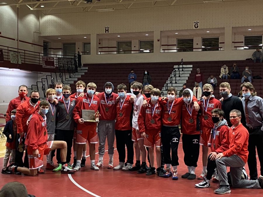 Bellefonte Wrestling team proudly holds the D6 trophy after the match against the Little Lions