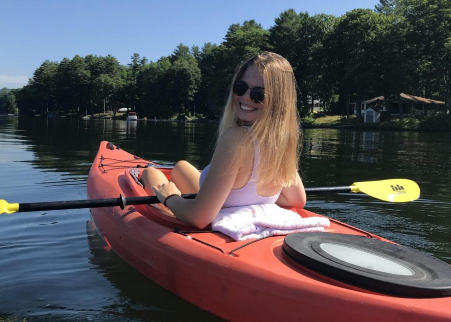 Senior Shea Kelley takes an afternoon to enjoy the water.