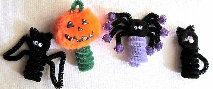 Fun Halloween crafts made with pipe cleaners.