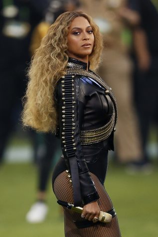 Beyoncé sweeps Grammys