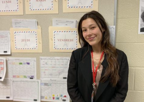 New Yorker Danielle Siebenhuener is new french teacher