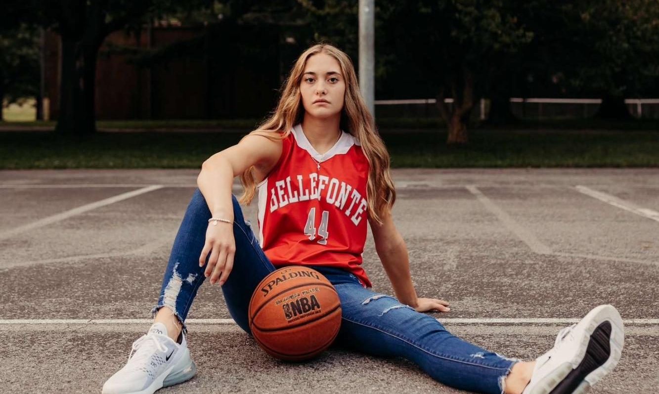 Liberty girls' basketball standout Jacie Bunck breaks mold, sacrifices way  to Peak Performer | Peak Performers | gazette.com